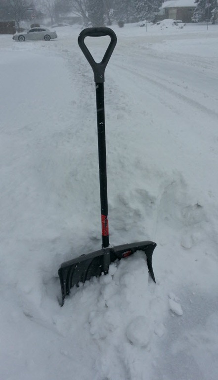 [Snow-shovel-500x870-2013-02-0825.jpg]