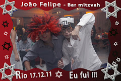 Fotos do evento João Felipe - 17.12.11. Foto numero 17 da Social Click Fotografia Digital, do Rio de Janeiro, RJ, que faz fotos divertidas, fotos malucas, fotos com fantasias, fotos na hora, fotografia maluca, fotografia divertida com molduras personalizadas. fotos divertidas malucas foto maluca animadas animado rj rio de janeiro divertida fantasia animada fotografia digital fotografo estudio fotografias