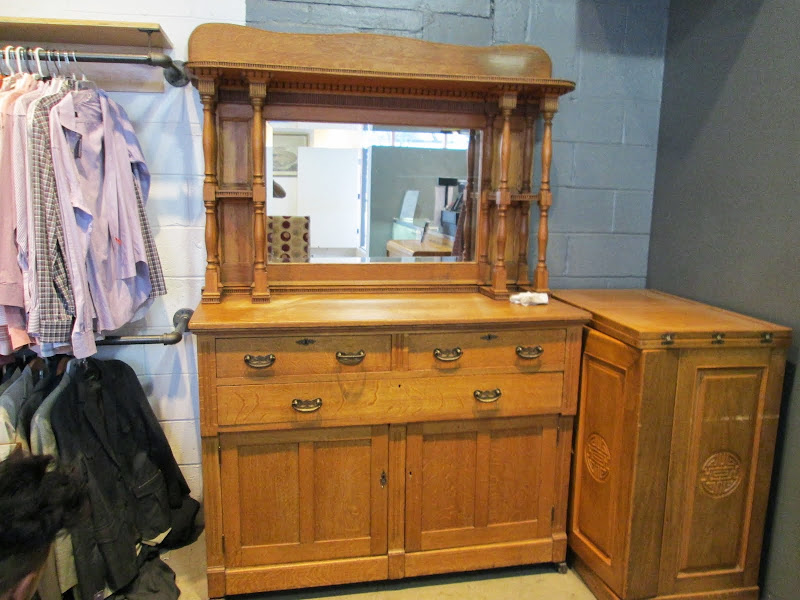 Entryway Hutch