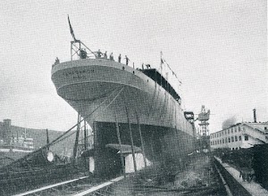 Botadura del CAMPOAMOR. De la revista THE MOTOR SHIP. January 1931