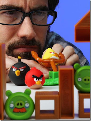playing-angry-birds-board-game