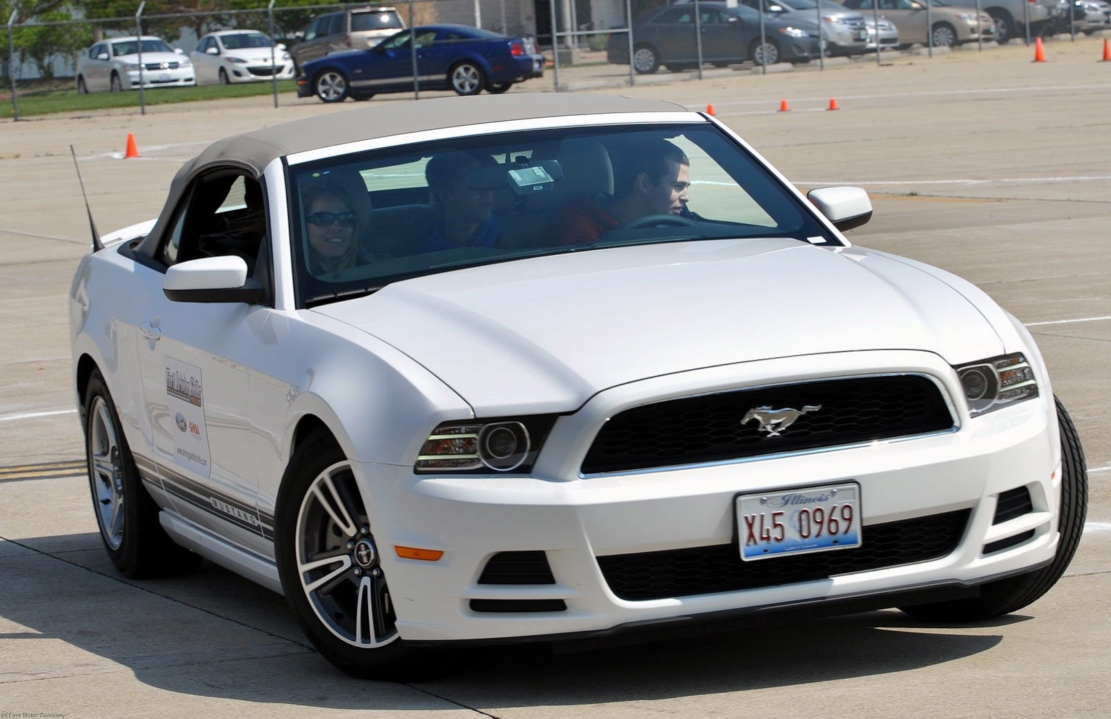[Ford-SV1-%255B3%255D.jpg]