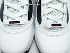 nike air max lebron 7 gr white navy 4 11 Nike Air Max LeBron VII (7)   White/Navy/Gold Sample Actual Photos