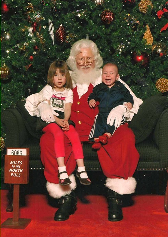 [Santa2011-PhoebeandGriffin%255B5%255D.jpg]