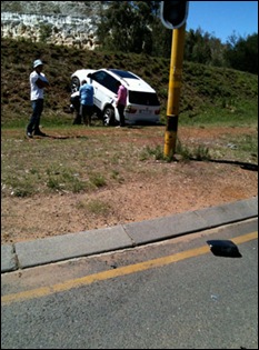 FERREIRA THOMAS BIKER IN COMA AFTER RUN DOWN BY MEC BLUELIGHT BMW ACCIDENT SCENE PIC BY NIEL MULLER Nov42011