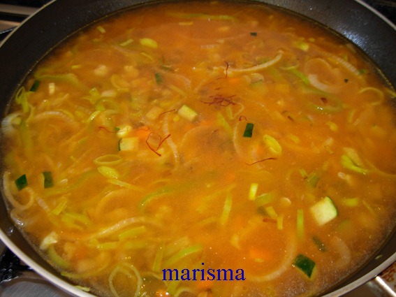 [arroz%2520con%2520verduras%2520y%2520puerro%2520frito5%2520copia%255B4%255D.jpg]