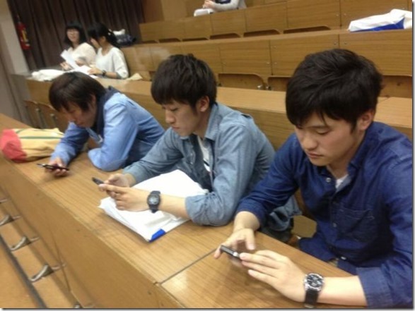 japanese-same-clothes-2
