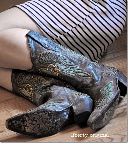 Boots Close