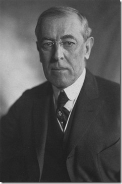 Thomas_Woodrow_Wilson,_Harris_&_Ewing_bw_photo_portrait,_1919