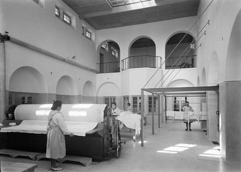 [Leprosaria-Rovisco-Pais.10-Lavandari.jpg]