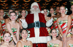 c0 Santa Claus with the Rockettes