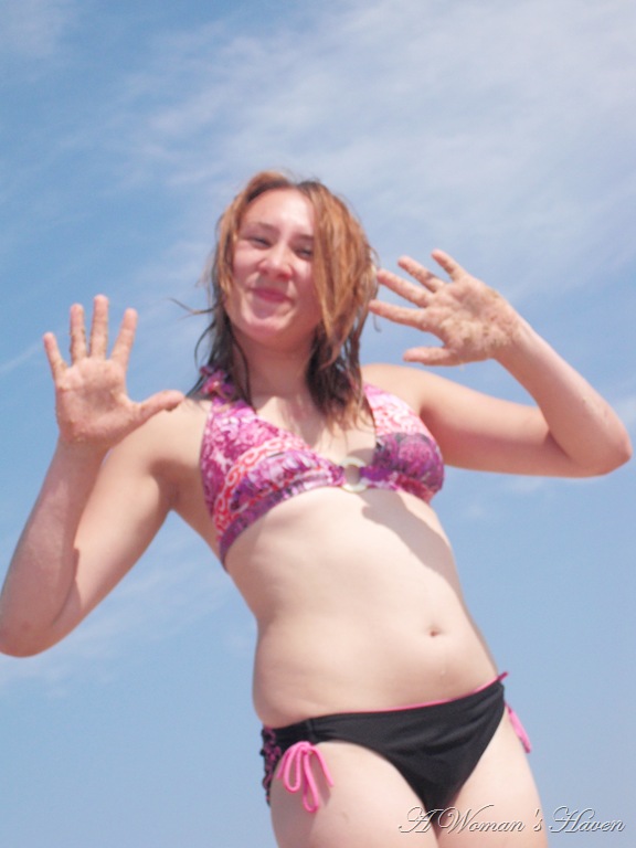 [2012%2520Ludington%2520%2526%2520Back%2520Yard%2520Fun%2520119%255B3%255D.jpg]