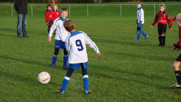 2011 - 17 DEC - WVV F3 - BATO F1 005.jpg