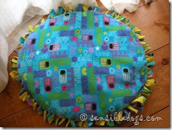 How to Make a Dog Bed without a Sewing Machine