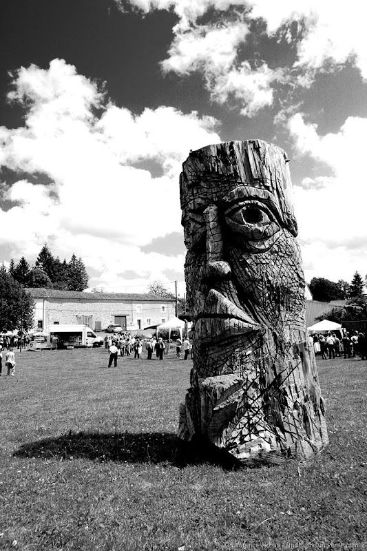 Wood statue Wood statue
