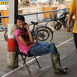 Shanghai - Marché poisson - Au téléphone