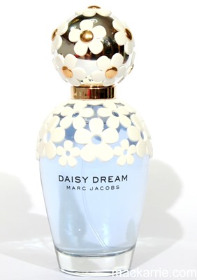 c_DaisyDreamMarcJacobs31