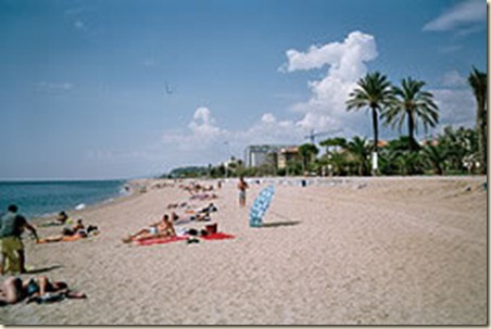 La Playa de Pineda de Mar.-