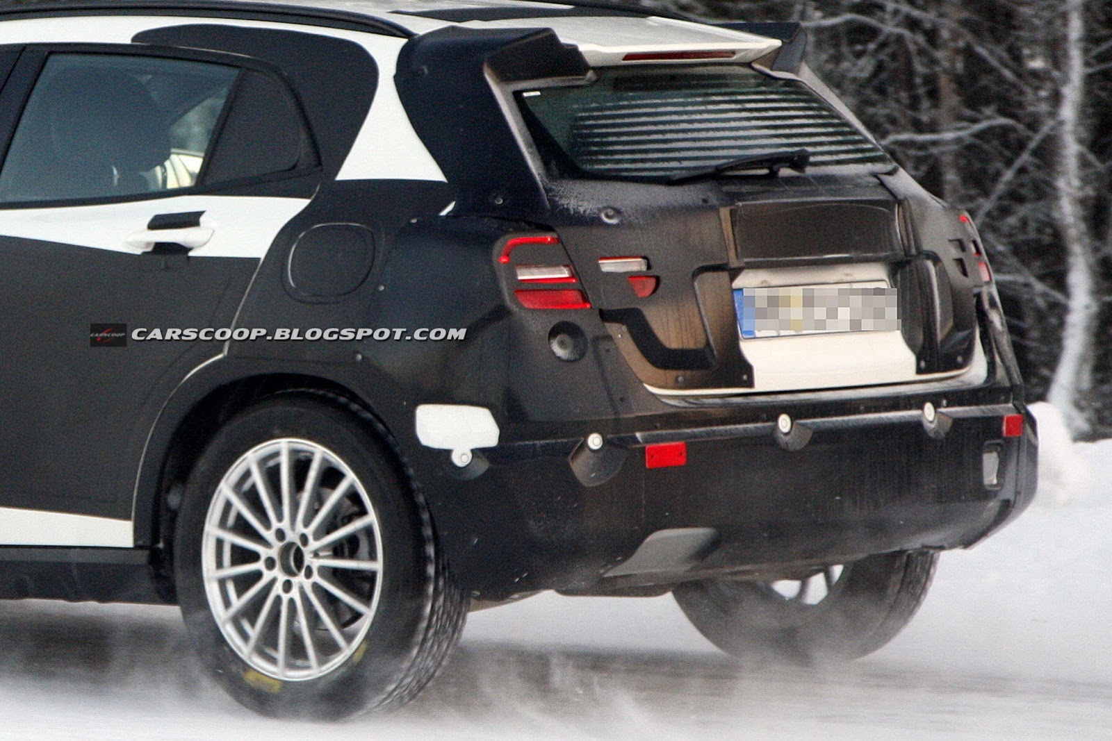 [Mercedes-Benz-GLA-8-Baby-SUV%255B3%255D.jpg]