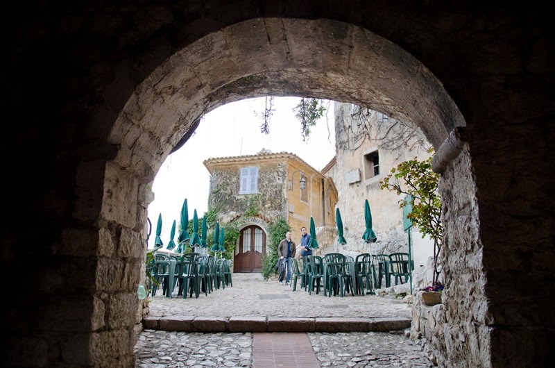 [Eze-4%255B7%255D.jpg]