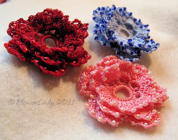 [12-08-crochet-bead-roses%255B5%255D.jpg]