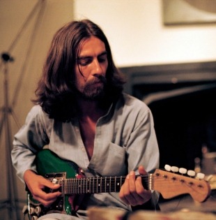 [George-Harrison-1074%255B5%255D.jpg]