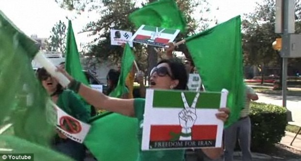 [Iranian-Protest--620x3324.jpg]