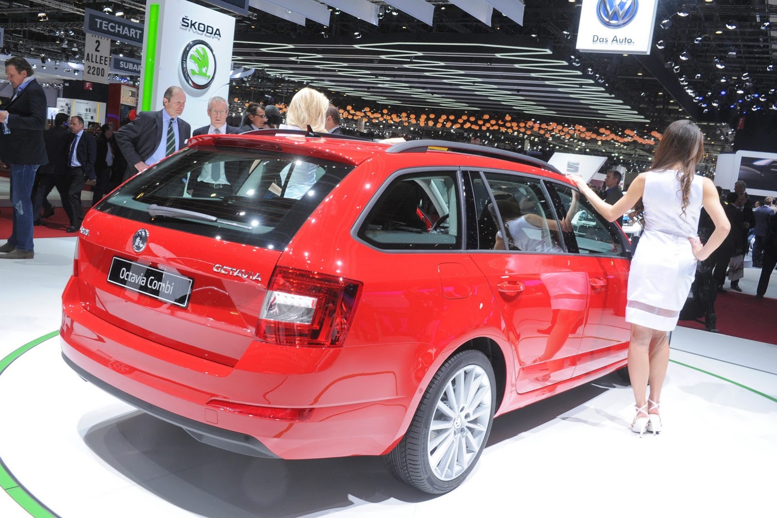 [New-Skoda-Octavia-Combi-3%255B2%255D.jpg]