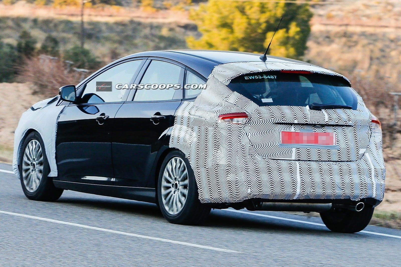 [2015-Ford-Focus-FL-05%255B3%255D.jpg]
