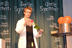 Förbundet Unga forskares show på Tom TIts experiment under ForskarFredag 2011.