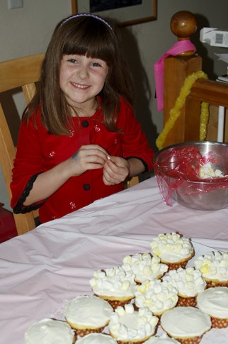 [2011_0812_B%2526C-13thbday-8%255B2%255D.jpg]