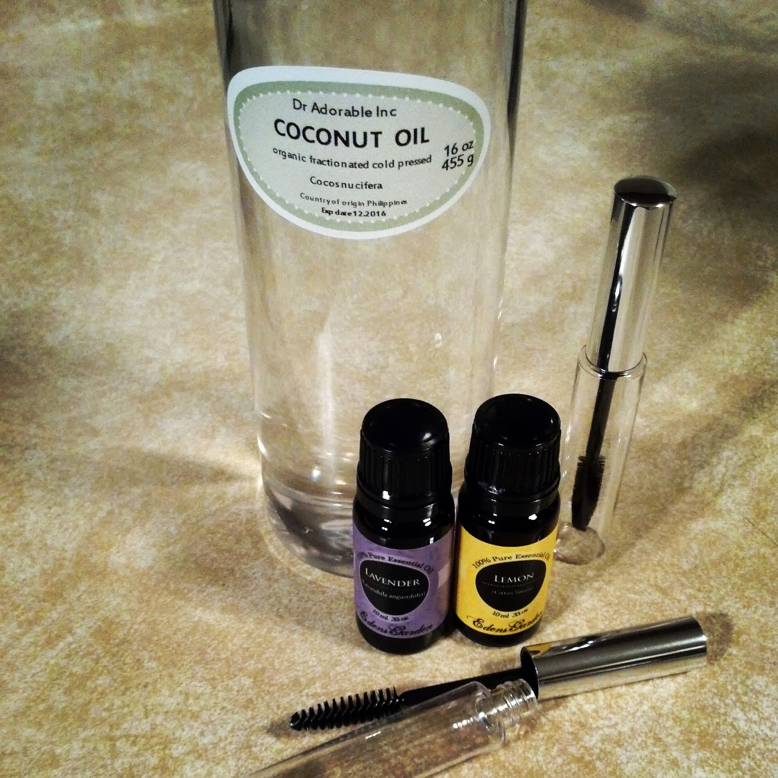 An Onion Exposed DIY Nourishing Eyelash Serum