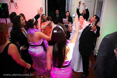 Fotos do evento Casamento Carla e Felipe no Solar das Palmeiras. Foto numero 613 da cerimonialista Liliane Cariello, do Rio de Janeiro, RJ, que faz cerimonial de casamentos, cerimonial de eventos, cerimonial de festas, cerimonial de 15 anos, cerimonial de bodas, cerimonial de eventos sociais, cerimonial de aniversários, decoração de casamento, decoração de festas de 15 anos, decoração de eventos sociais, decoração de aniversários, buffet de casamento, buffet de 15 anos, buffet festas, buffet eventos e assessoria cerimonial. cerimonial casamento cerimonialista eventos casamentos rio festa buffet 15 anos niteroi festas de janeiro rj fotografia digital decoração para verde fotos buquê sem