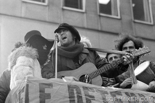 JOHN AND YOKO 1972 JOHN AND YOKO 1972
