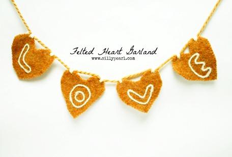 Felted Heart Garland -- The Silly Pearl Felted Heart Garland -- The Silly Pearl