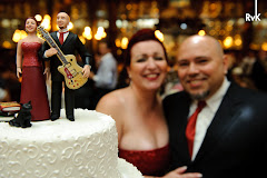 Album (digital) de fotos de Vanelli e Ari de Rogerio von Kruger, fotografo no Rio de Janeiro (RJ), que faz fotos de casamento, fotos de musica, fotos de shows e fotos de eventos. Rogerio von Kruger faz fotos digitais de casamento no Rio de Janeiro, RJ. fotos de casamento foto digital rio janeiro rj festa noiva noivas festas album casamentos digitais retrato fotografia penteado