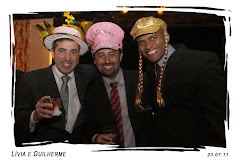 Fotos do evento Livia e Guilherme - 23.07.11. Foto numero 17 da Social Click Fotografia Digital, do Rio de Janeiro, RJ, que faz fotos divertidas, fotos malucas, fotos com fantasias, fotos na hora, fotografia maluca, fotografia divertida com molduras personalizadas. fotos divertidas malucas foto maluca animadas animado rj rio de janeiro divertida fantasia animada festas casamento e filmagem fotografia noiva fotografo no