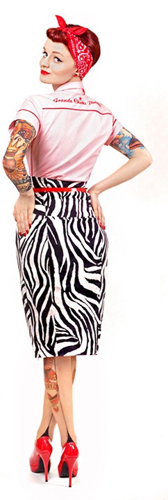 [1829738_Modern%2520pin-up%255B5%255D.jpg]