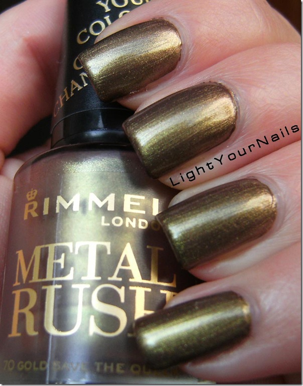 Rimmel Gold Save the Queen Rimmel Gold Save the Queen