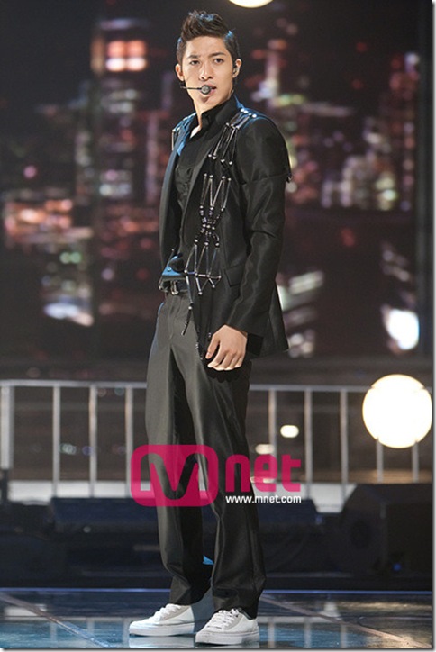 Mnet-HJL-Official-01_2