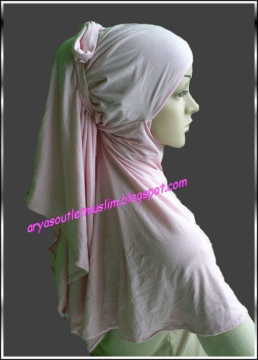 [ponytail%2520baby%2520pink%255B6%255D.jpg]