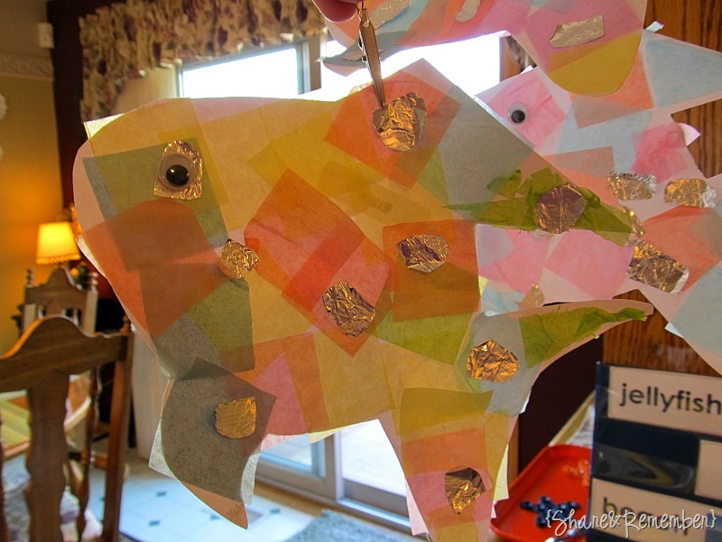 [rainbow%2520fish%2520craft%2520for%2520preschoolers%25203%255B3%255D.jpg]