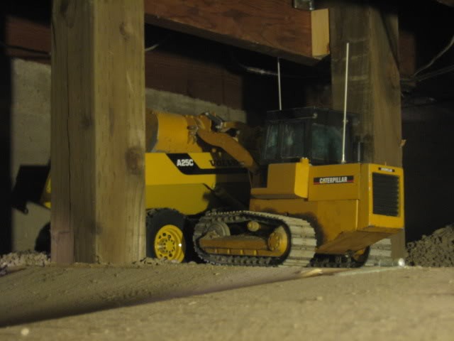 [Joe-Basement-265.jpg]