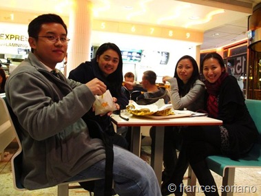 [226722_10150166417182293_718632292_6.jpg]