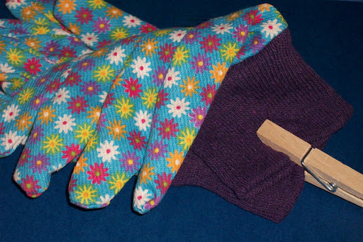Keep gloves together!