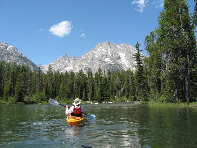 [Kayaking%2520the%2520lakes%2520040%255B3%255D.jpg]