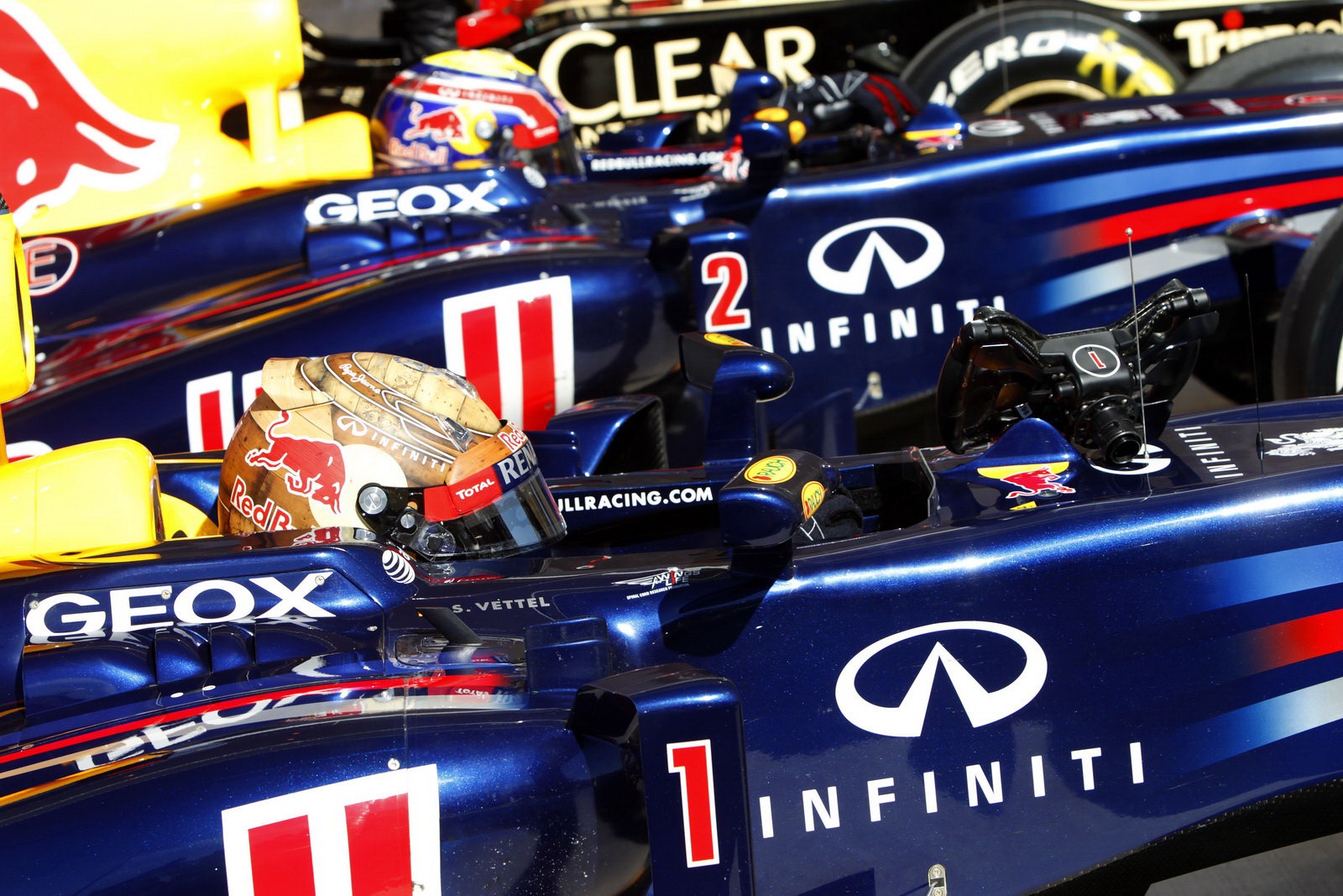 [F1-USA-RBR-Vettel-Webber%255B2%255D.jpg]