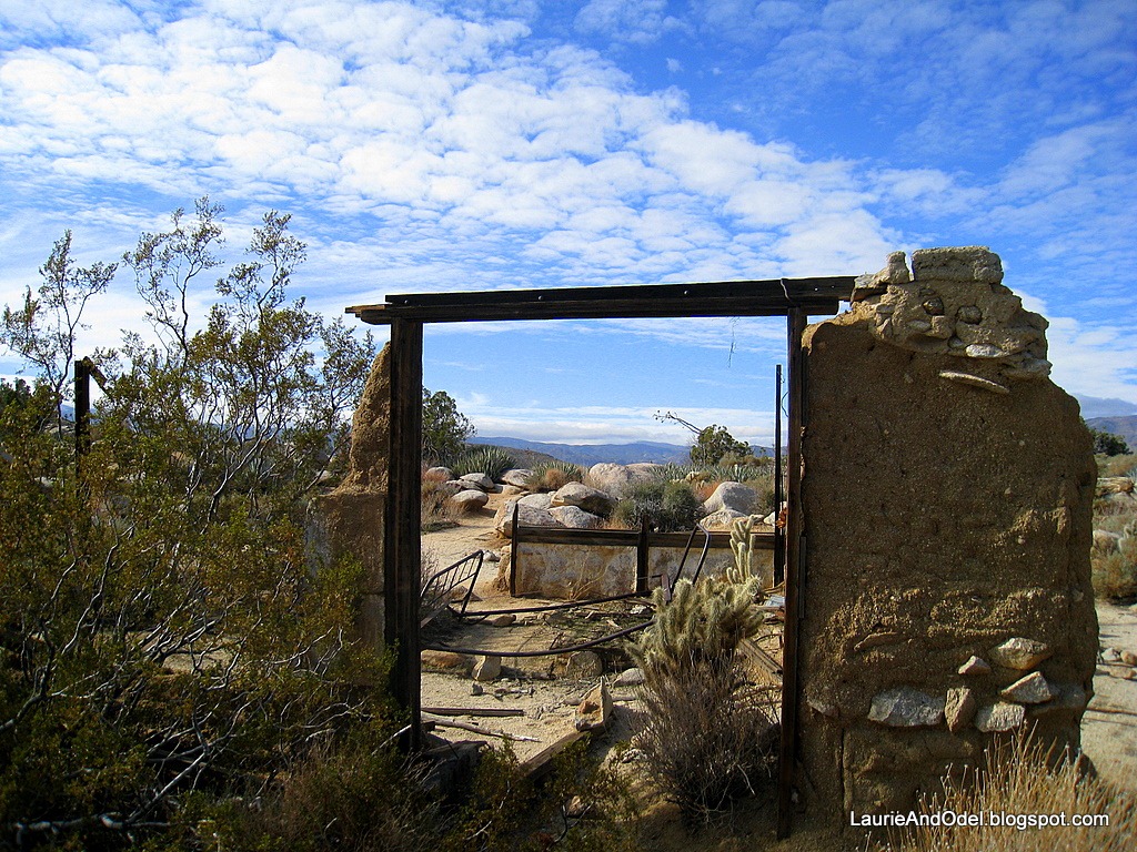 [Doorway-to-Marshall-South-homestead4.jpg]