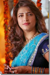 Shruti_haasan_cute_still