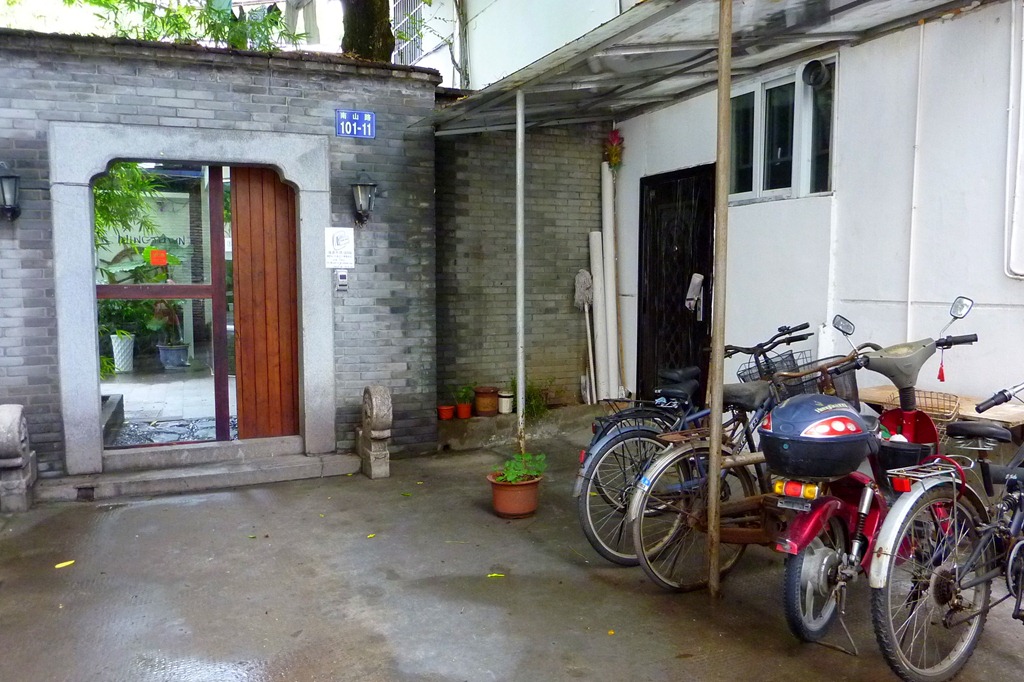 [P10908815.jpg]